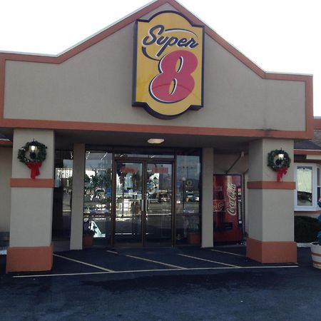 Super 8 By Wyndham Carlisle North Motel Ngoại thất bức ảnh