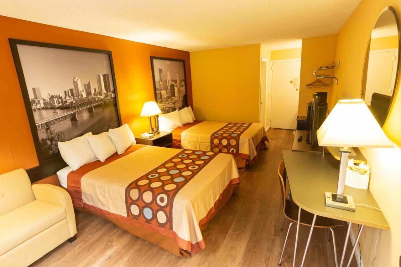 Super 8 By Wyndham Carlisle North Motel Ngoại thất bức ảnh