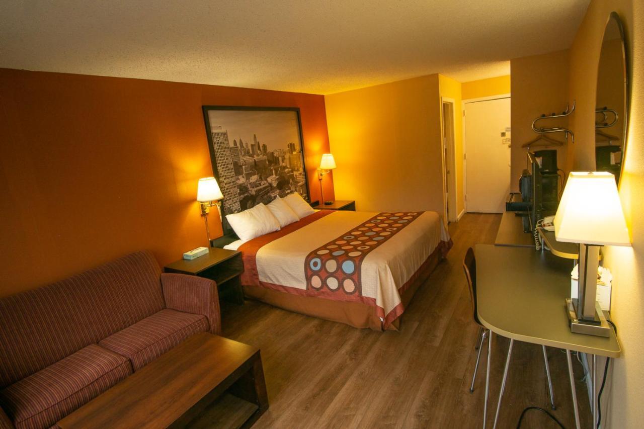 Super 8 By Wyndham Carlisle North Motel Ngoại thất bức ảnh